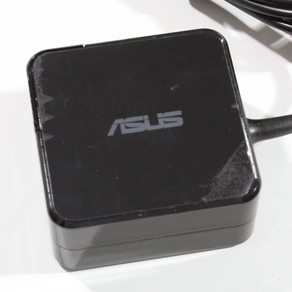 ASUS Laptop Charger HU10104-11302